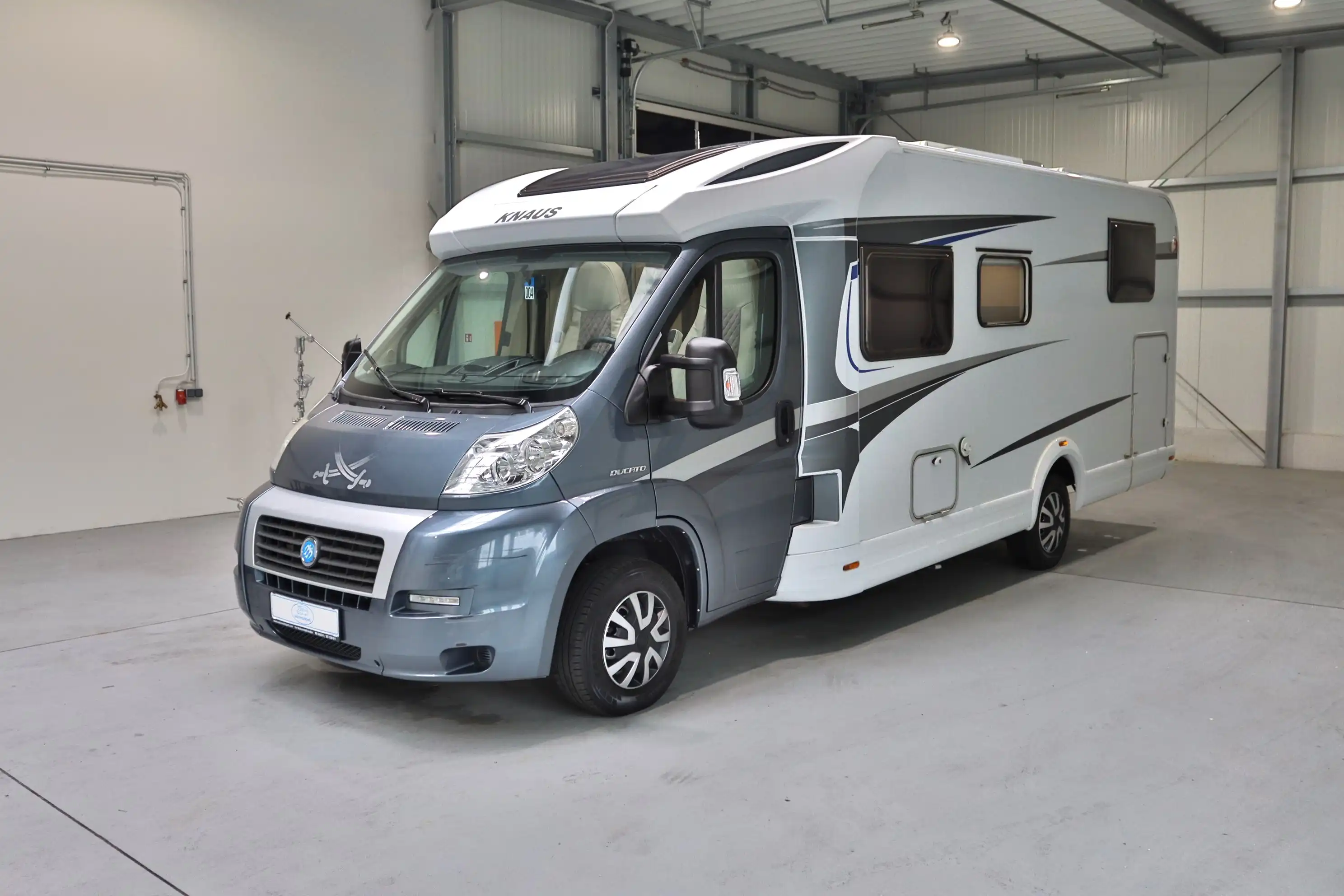 KNAUS Sun TI 700 MEG